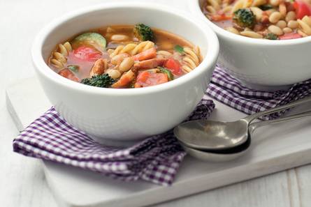 Minestronesoep met spekjes