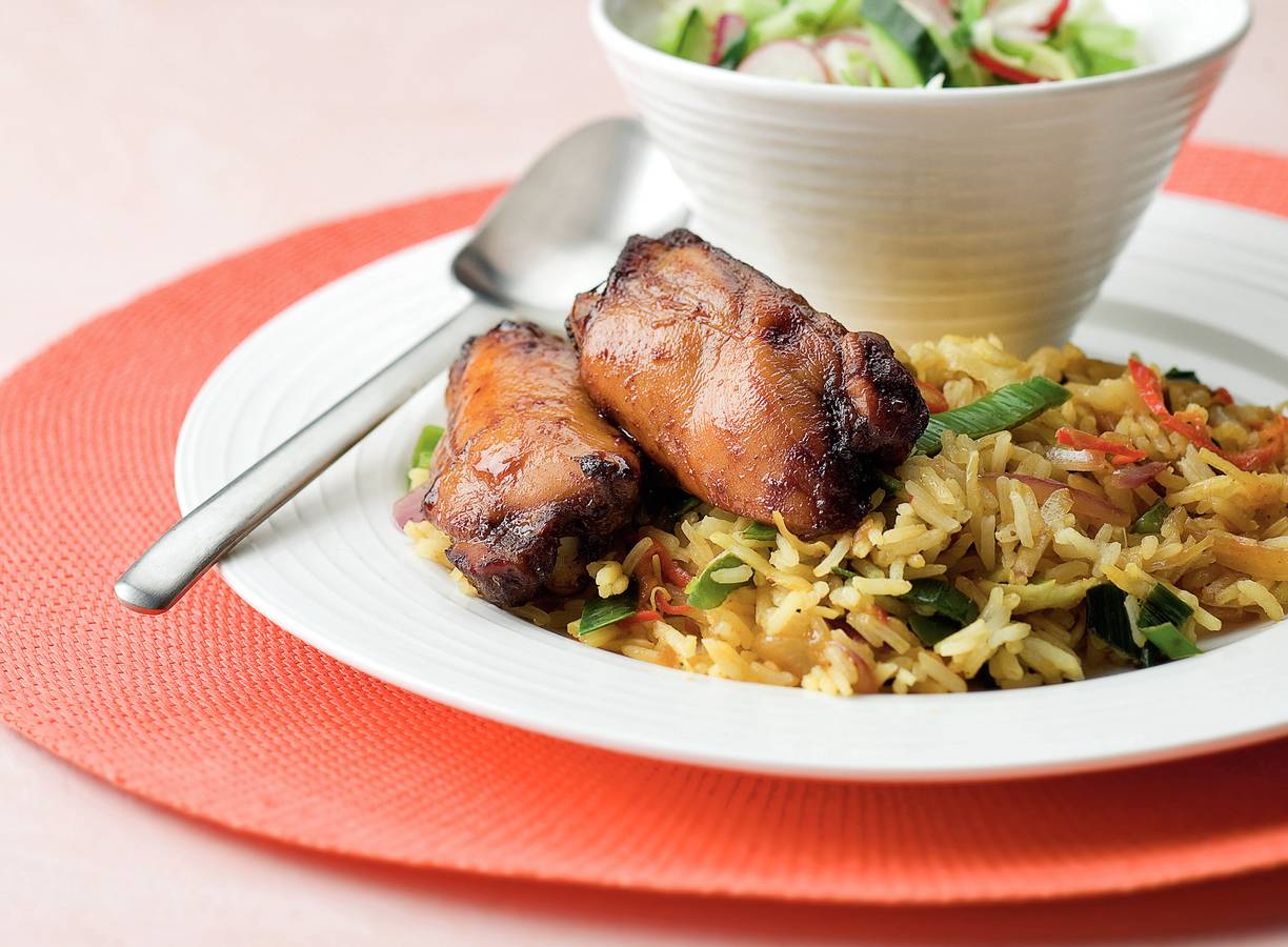 Kipspareribs met gebakken rijst