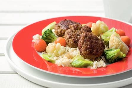 Gehaktburgers met Hollandse groenterijst