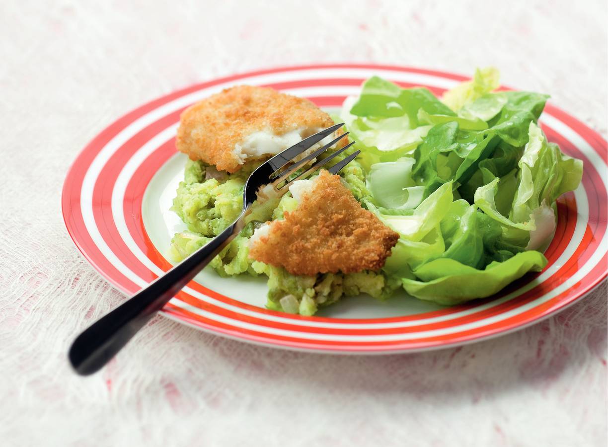 Lekkerbekjes met botersla en erwtenpuree