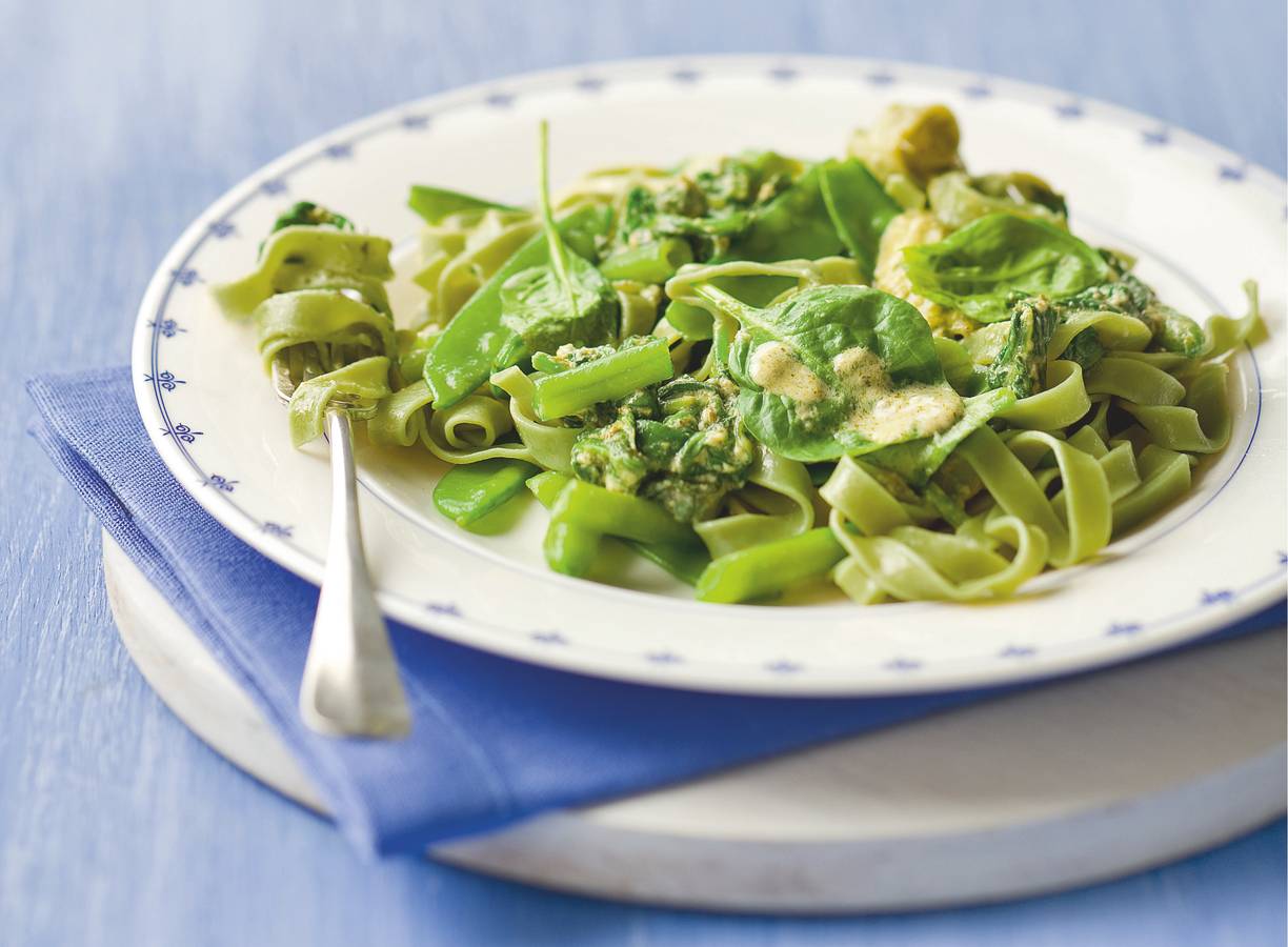 Groene pasta met groenten
