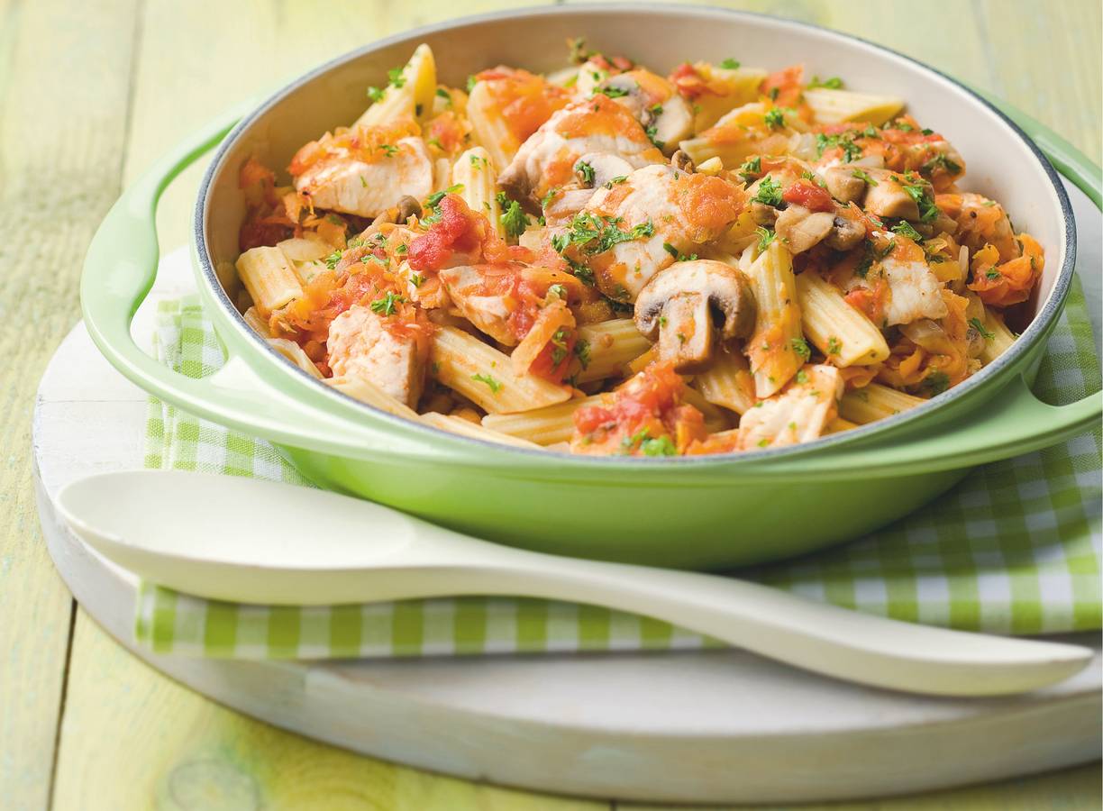 Pasta met Italiaanse vissaus