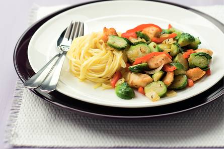 Fettuccine met spruitjes en kip