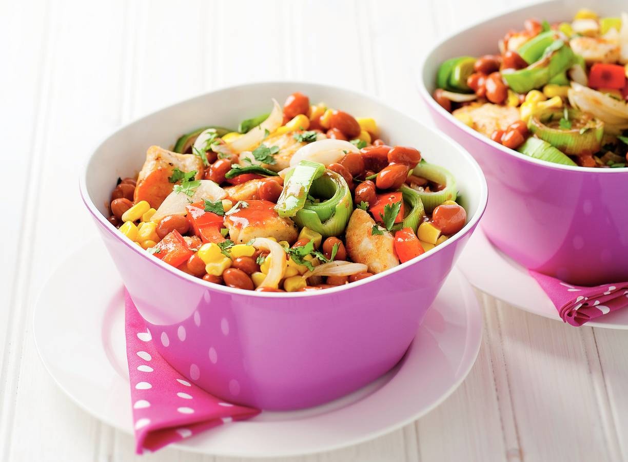 Chilibonen met kip en mais