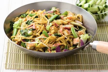 Bami goreng met spekjes en ei