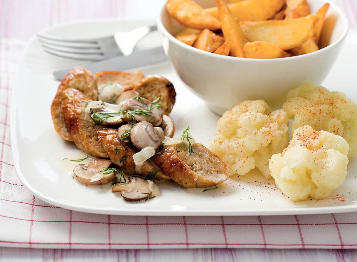 Braadworst met champignon-dillesaus
