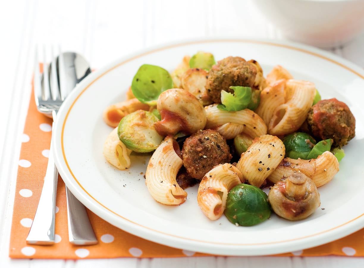 Macaroni met groenteballetjes