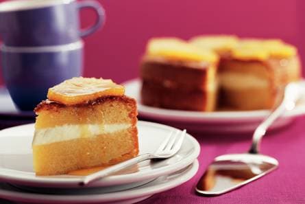 Sinaasappeltaart met kardemomsiroop