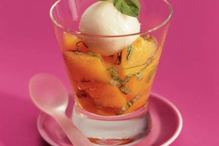 Citroensorbet met nectarines