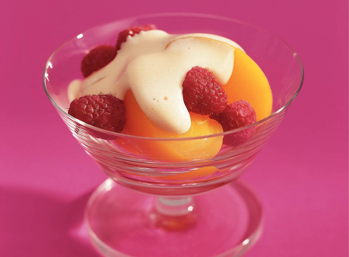 Fruitsalade met zabaglionesaus