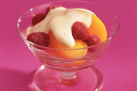 Fruitsalade met zabaglionesaus