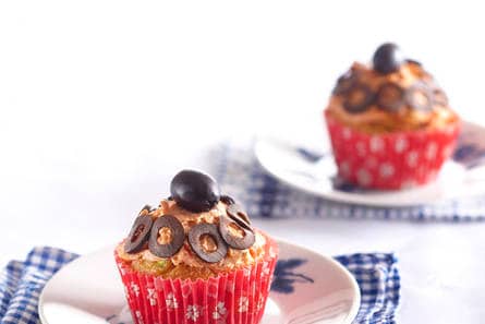 Cupcake met courgette en zongedroogde tomaat