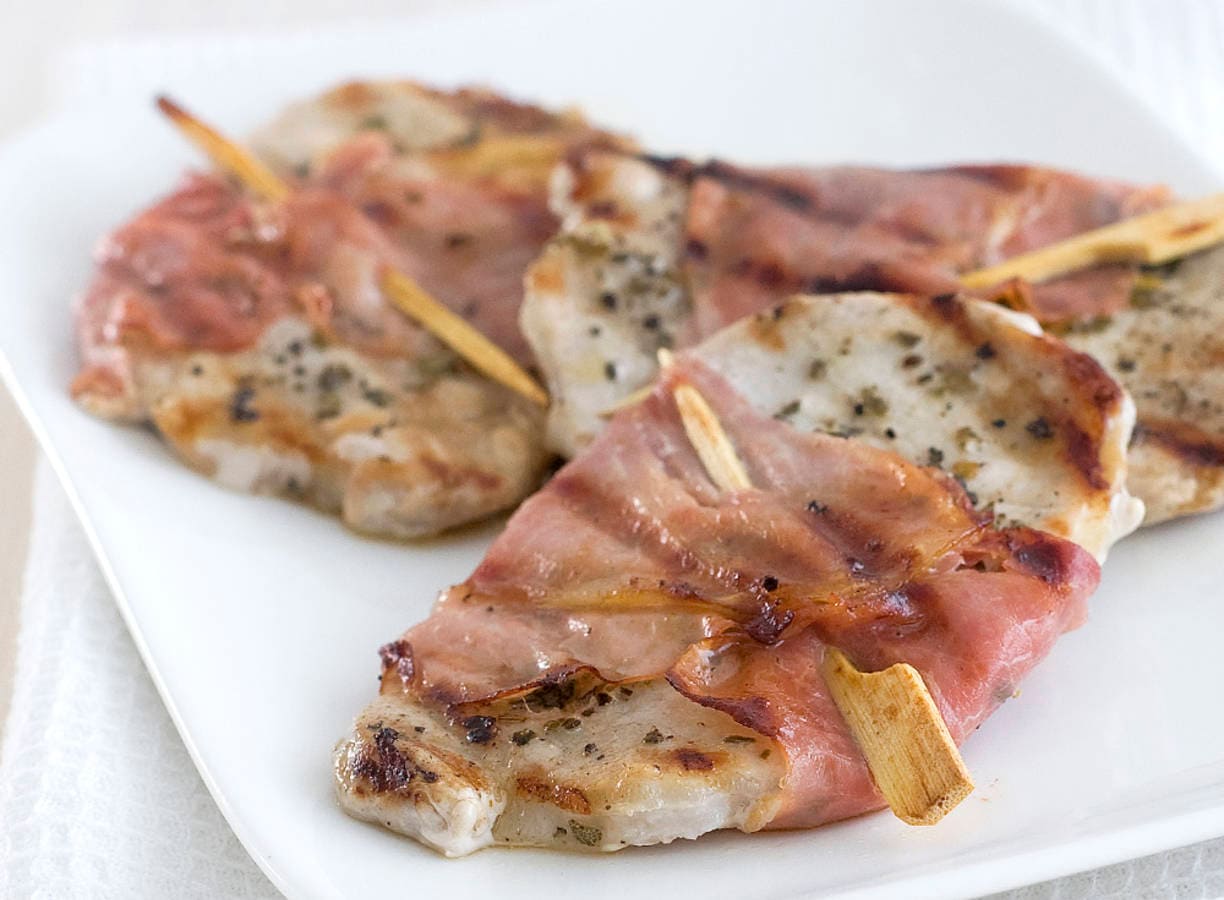 Filetlapjes met parmaham en salie