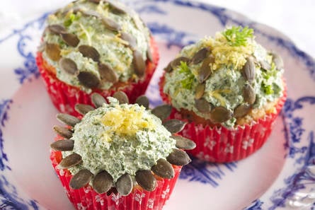 Hartige cupcake met peterseliecrème