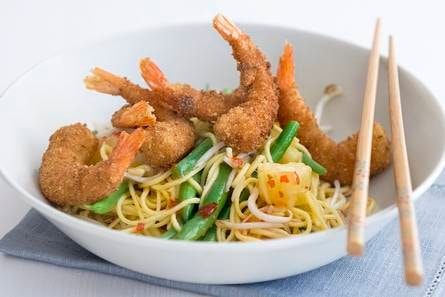 Krokante gamba's met noedelsalade