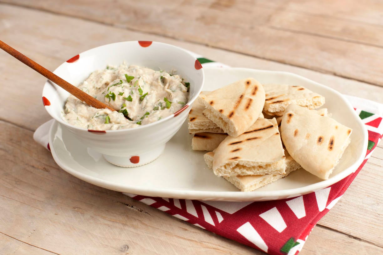 Geroosterde auberginedip met geitenkaas