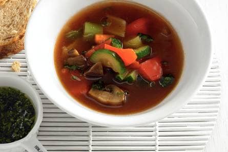 Italiaanse groentesoep met champignons