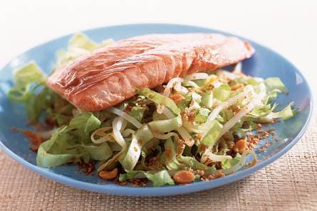 Oosterse salade met zalm