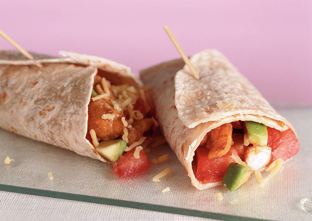 Wrap met kip, salsa en ananas recept Allerhande Albert Heijn België