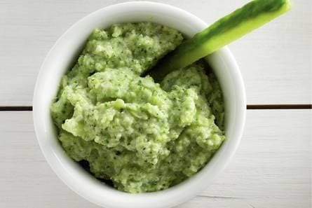 Bloemkooldip met mierikswortel