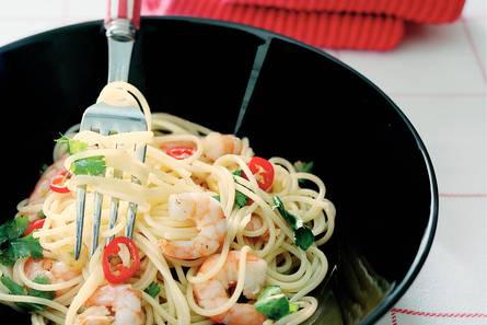 Spaghettini met garnalen en peper