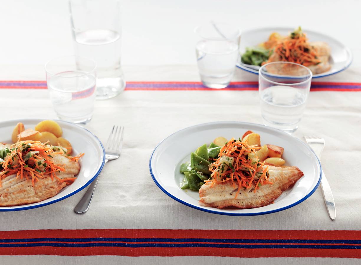 Gebakken scholfilet met oranje topping