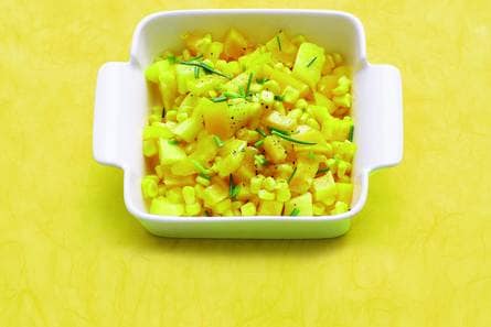 Zoetzure mais met paprika en ananas