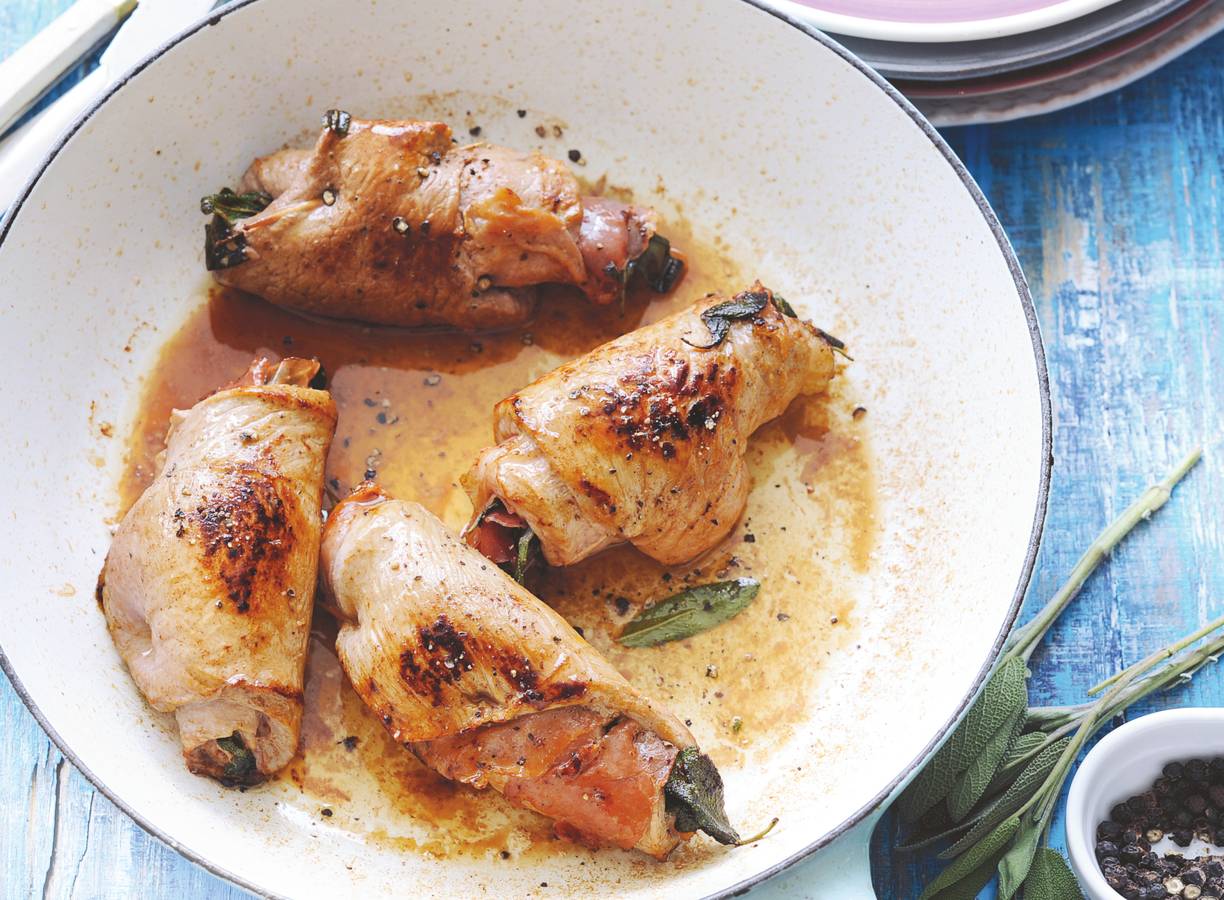 Kalfsrolletjes met ham en salie