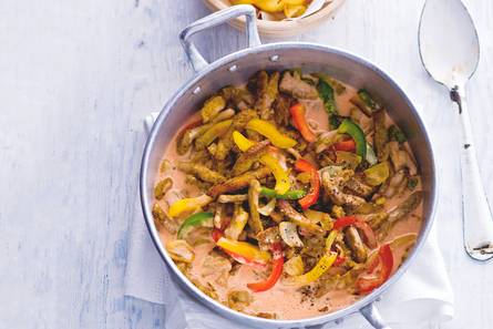 Stroganoff van varkensreepjes