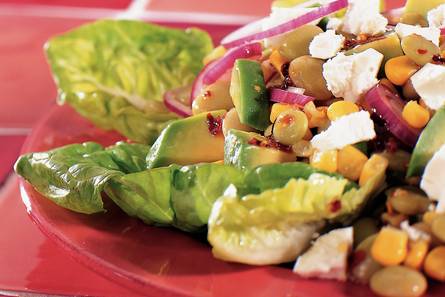 Gemengde salade met avocado