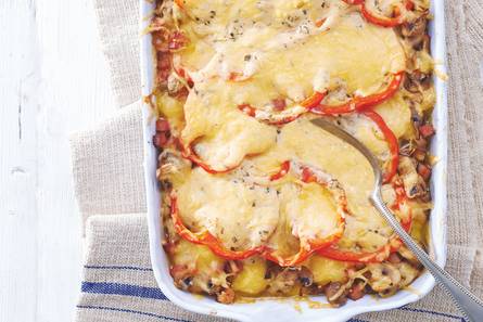 Aardappel-champignonschotel met kaas