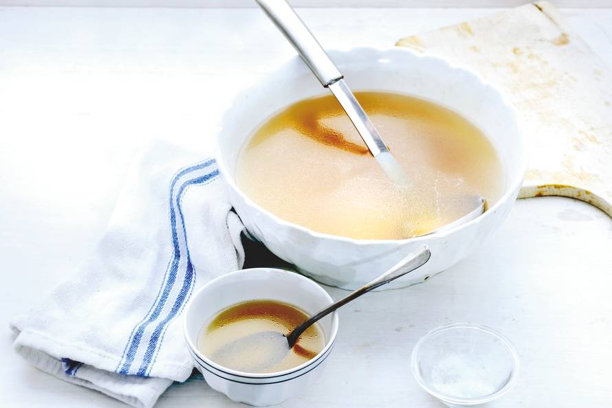 Klassieke kippenbouillon Recept Allerhande Albert Heijn