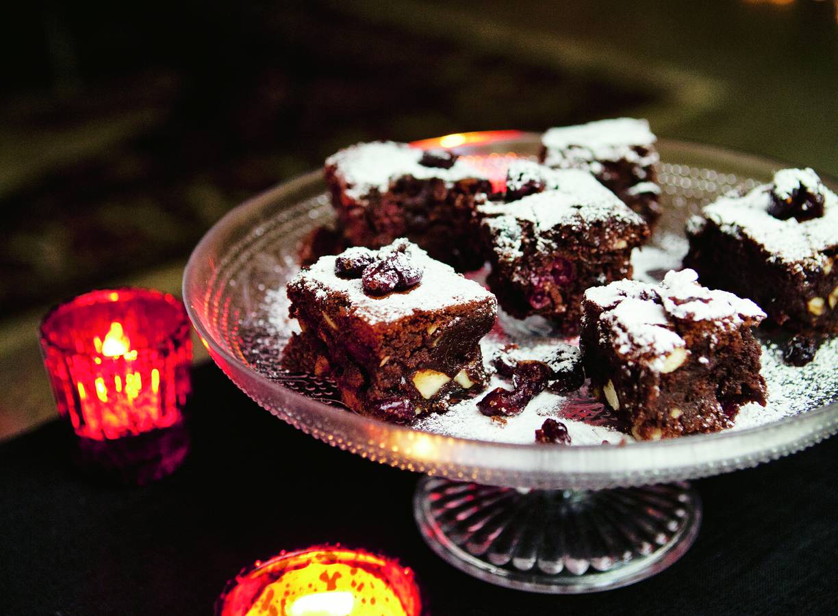 Berry-cherry-brownies
