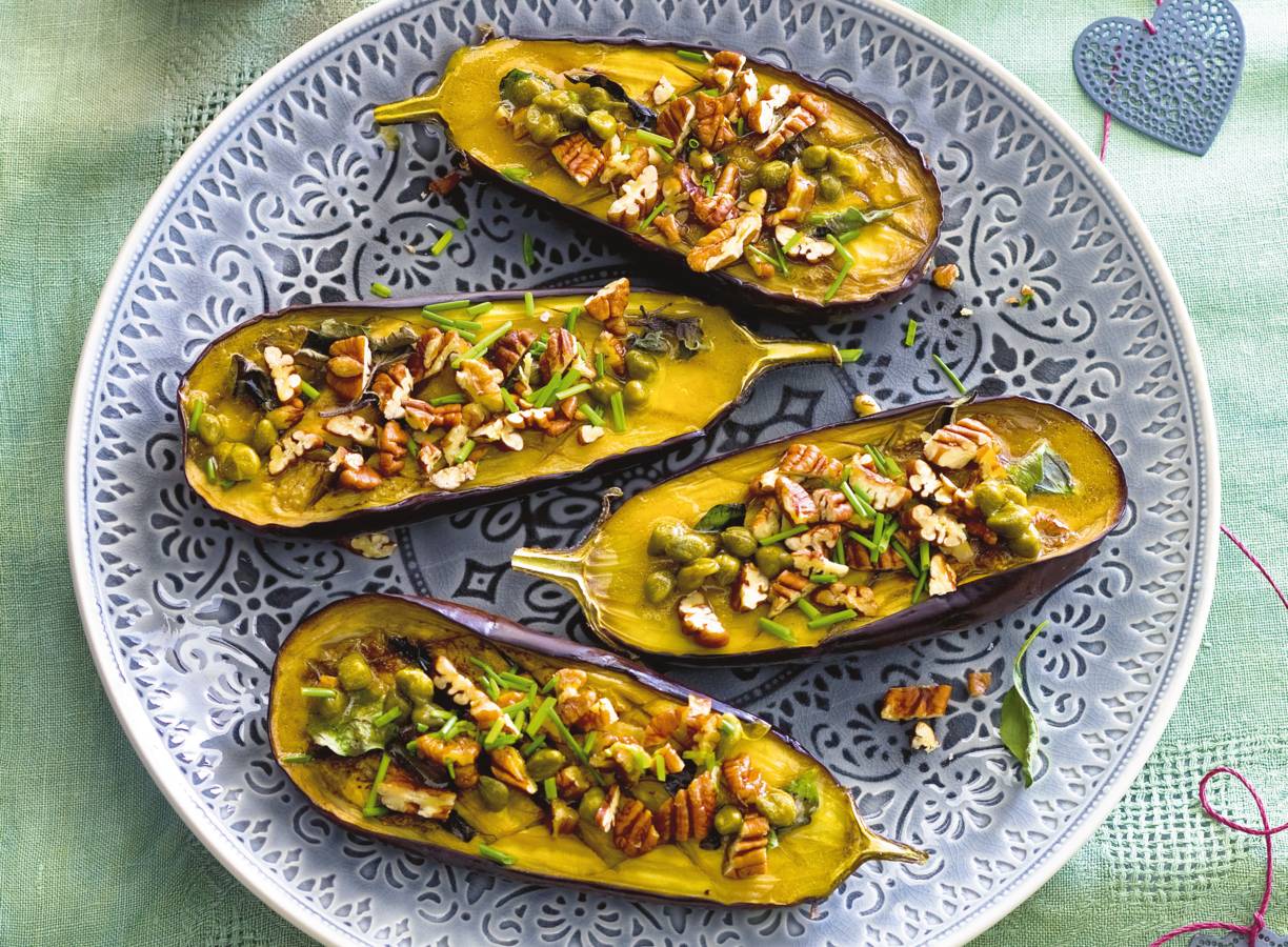 Geroosterde aubergines met sinaasappeldressing