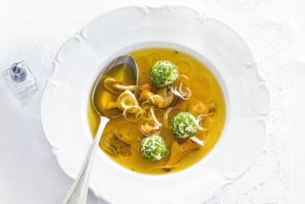 Paddenstoelensoep & roomkaasballen