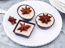 Echt feestelijk en lekker fris: chocoladecupjes met fluweelzachte panna cotta