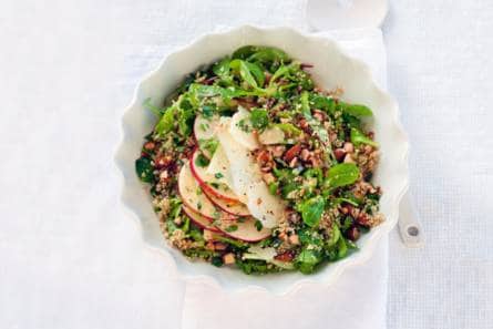 Quinoasalade met friszoete appel en manchego