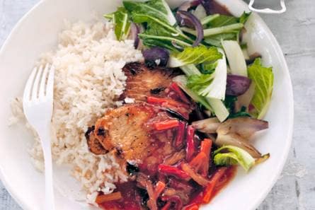 Zoetzure filetlapjes met paksoi