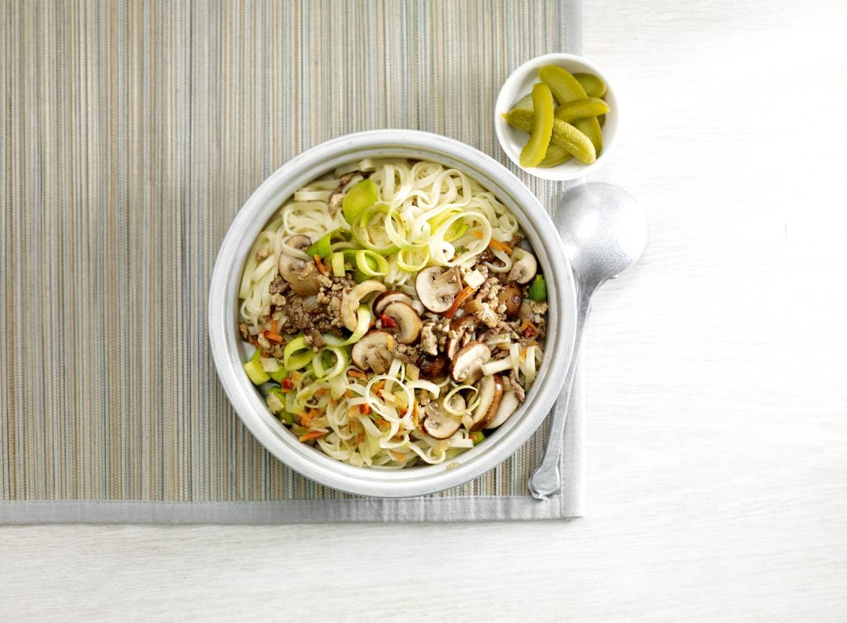 Bami speciaal met gehakt