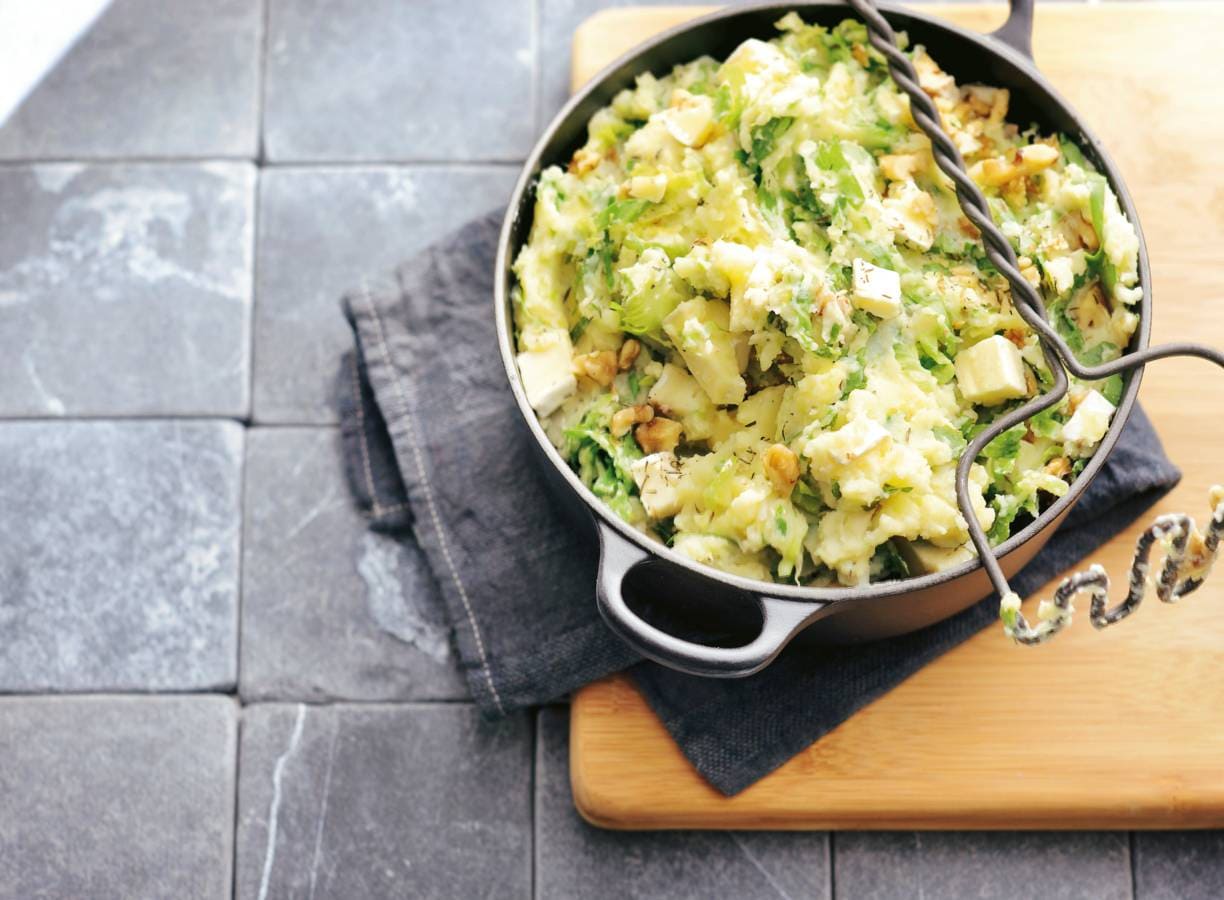 Stamppot andijvie met brie en walnoten