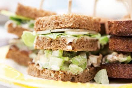 Waldorfsalade clubsandwich