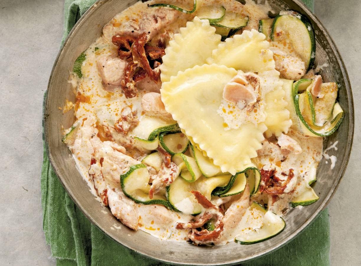 Mezzelune met gedroogde tomaat & zalm