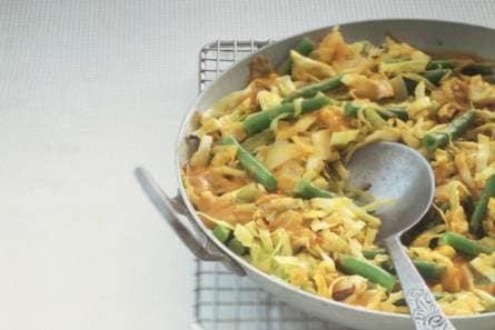 Groentecurry met ei