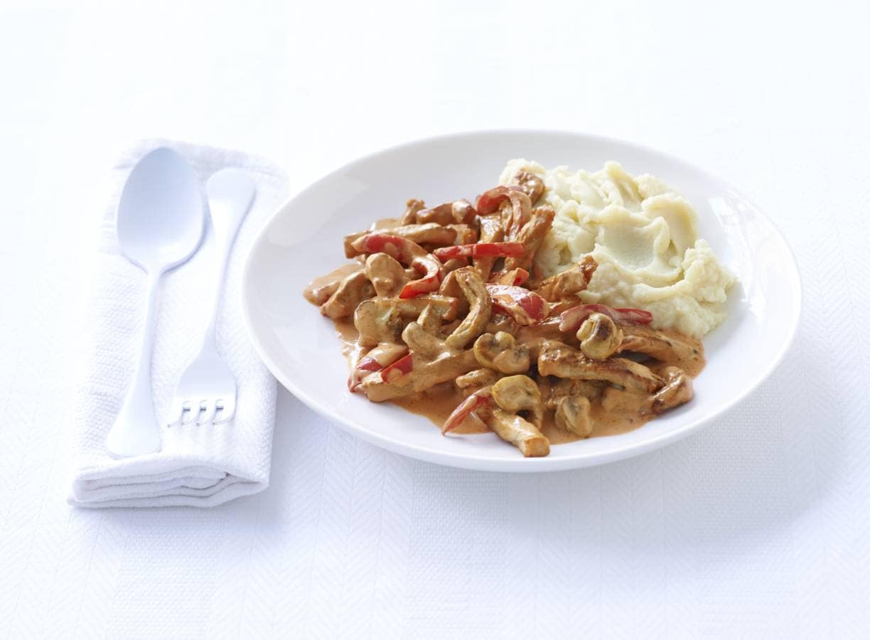 Snelle stroganoff met aardappelpuree
