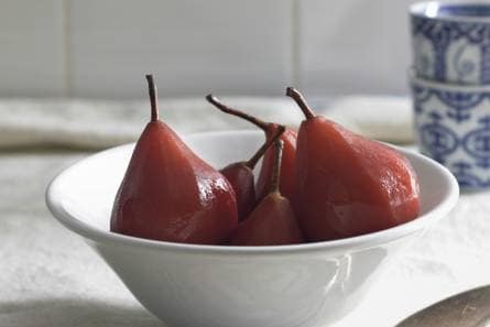 Stoofpeertjes met bessenjenever