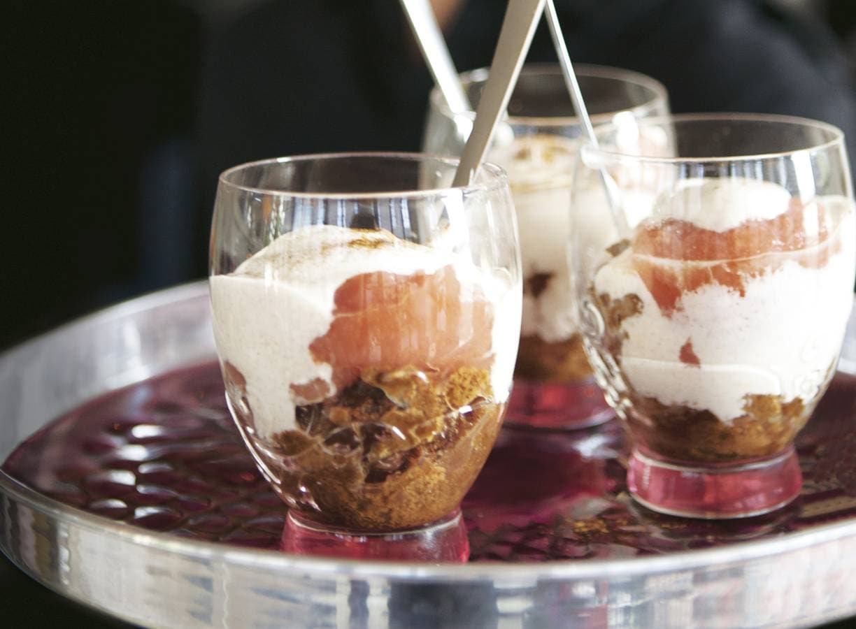 Trifle met kaneelkwark en peer