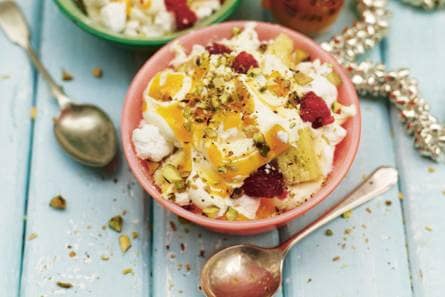 Mango meringue mess