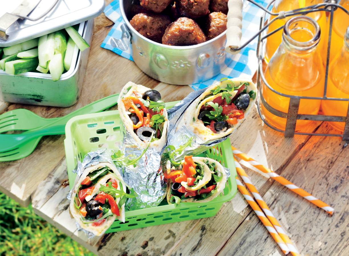 Wraps met hummus en gegrilde paprika