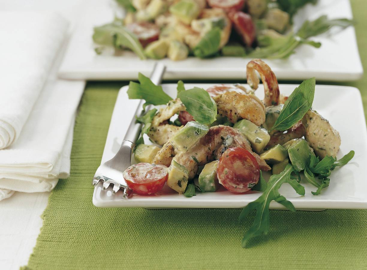 Kipsalade met avocado