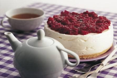 Roomkwarktaart met cranberrytopping